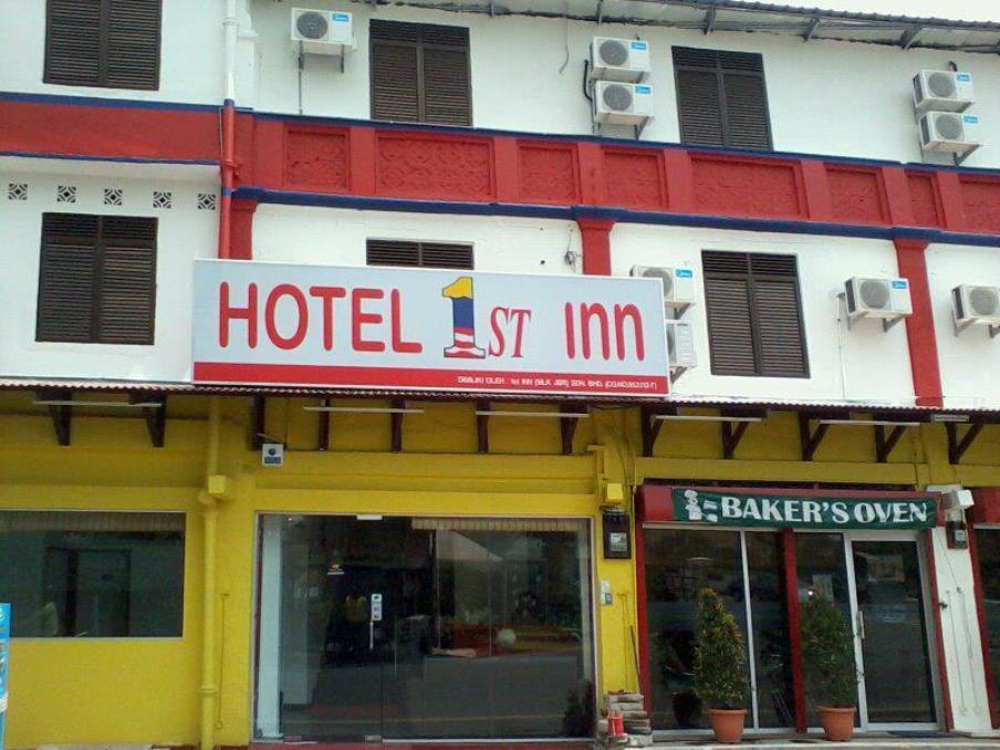 Oyo 89738 1St Inn Hotel Glenmarie Shah Alam Exterior foto